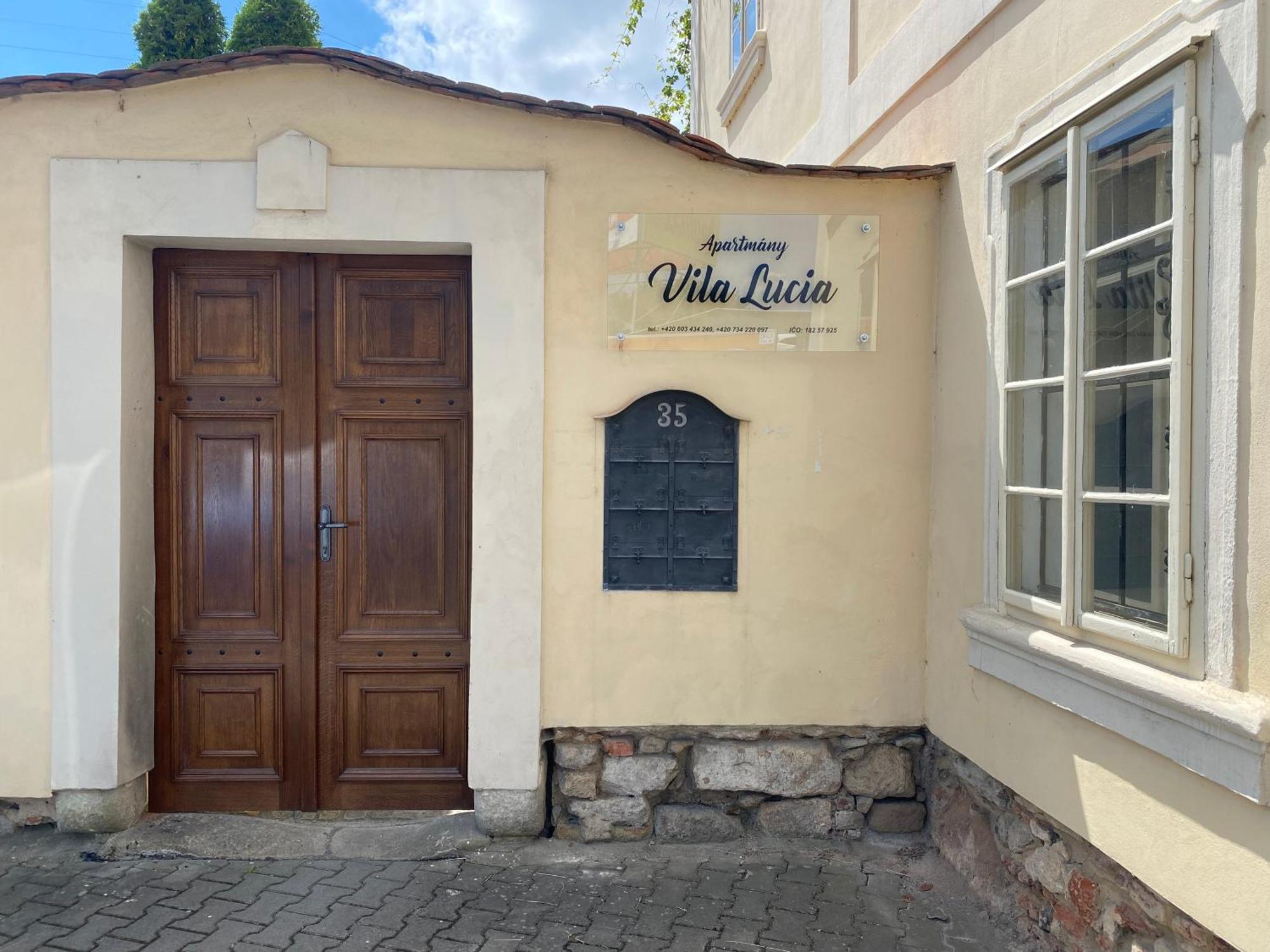 Vila Lucia - Apartman 1 Plzen Exterior photo